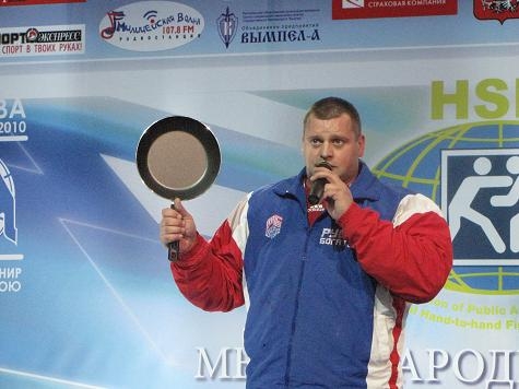 "Русские богатыри" - футболистам: "Парни, бейтесь до конца!" (видео) "Русские богатыри" - футболистам: "Парни, бейтесь до конца!" (видео)