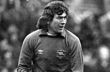 ТОП-10. Футболисты, выступавшие за сборные после 40 лет ТОП-10. Футболисты, выступавшие за сборные после 40 лет