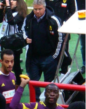 Видеокамеры стадиона "Локомотив" зафиксировали инцидент с бананом (фото) Видеокамеры стадиона "Локомотив" зафиксировали инцидент с бананом (фото)