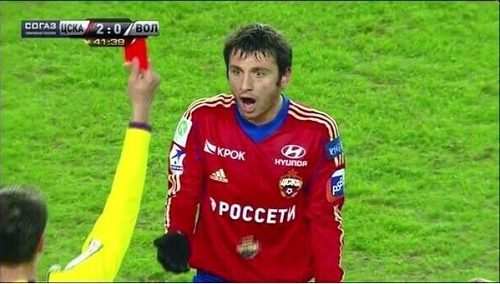 7 минут интриги, 5-е удаление Дзагоева и 200-й "сухарь" Акинфеева 7 минут интриги, 5-е удаление Дзагоева и 200-й "сухарь" Акинфеева