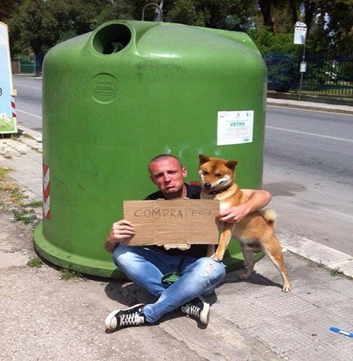 Футболисты "Бари" оригинально попросили купить клуб (фото) Футболисты "Бари" оригинально попросили купить клуб (фото)