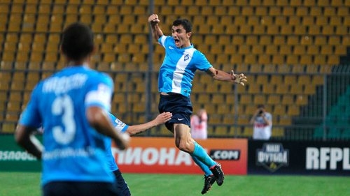 Лучшие игроки сезона. Левые защитники Лучшие игроки сезона. Левые защитники