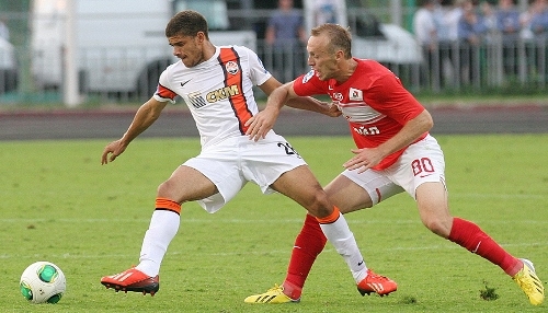 Лучшие игроки сезона. Опорные полузащитники Лучшие игроки сезона. Опорные полузащитники