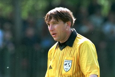 Сергей Хусаинов: Безбородова поставили, чтобы "тормозить" конкурентов "Зенита" Сергей Хусаинов: Безбородова поставили, чтобы "тормозить" конкурентов "Зенита"