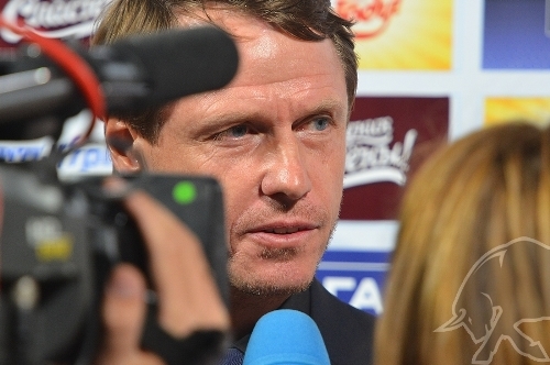 Тренер месяца: выбери лучшего! Тренер месяца: выбери лучшего!