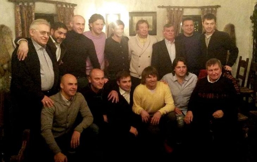 10    10  .   ""  ""   