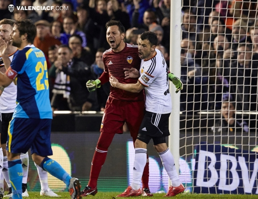 3 , 11 , 23 , 4  -          "" - ""