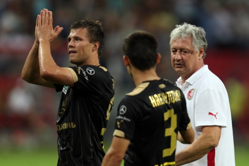 " ,   .  ,  ?" 30     ""