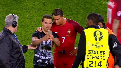 Провал Роналду, чёткость Карасёва, голы бельгийцев. Итоги дня на Евро-2016