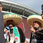 "Viva Mexico"    . " "     