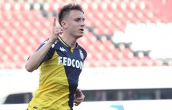 Головин - лучший во Франции, Вилков возвращается, Каррера нашел новый клуб. Главное за 8 февраля