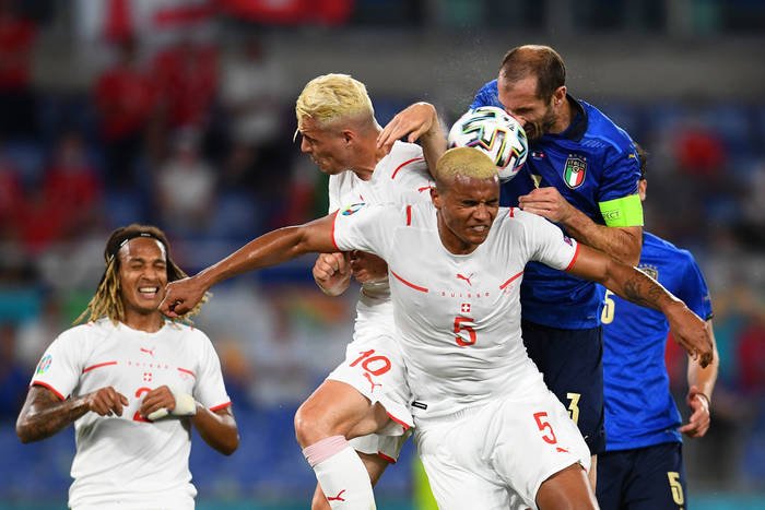 Карасёв остаётся на Евро. Только он тащит наших судей после "карточного" перфоманса Иванова