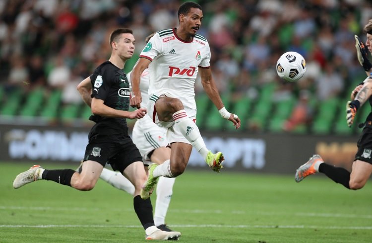 "Локомотив" посыпался. Второе крупное поражение подряд и полная безнадежность в игре