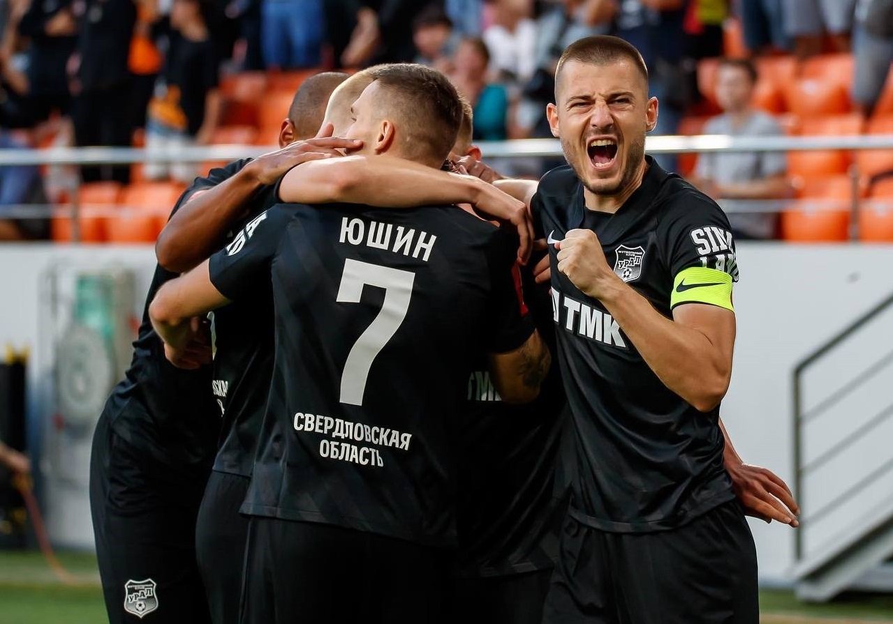 Победа «Ростова» над «Динамо», сенсации «Урала» и «Пари НН», успех «Амкала». 10 главных событий дня в Кубке России