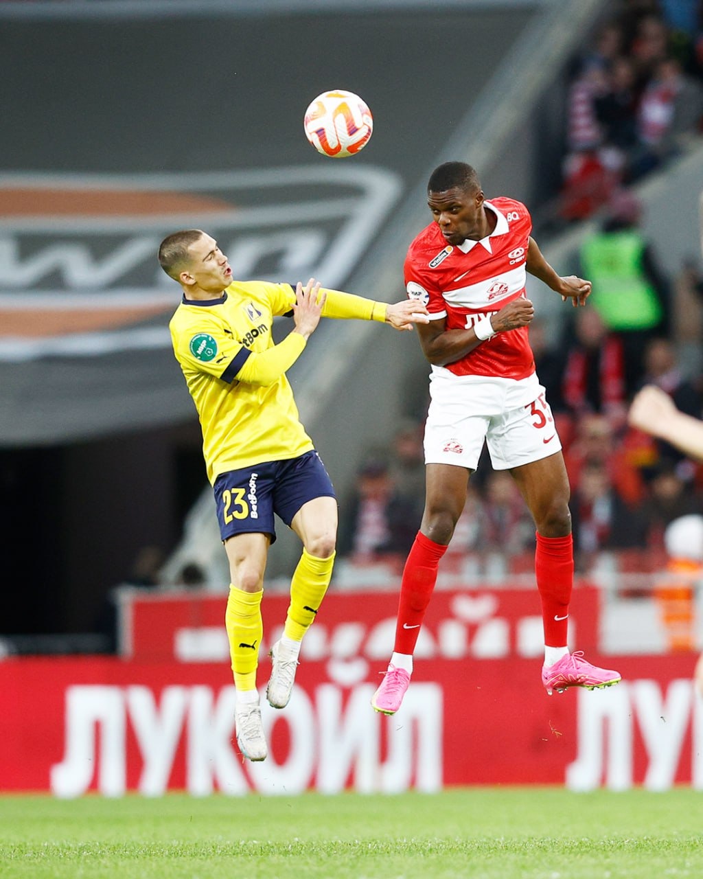 Шоу Карпина: Селява забил впервые за шесть лет, «Спартак» спасся на последней минуте, ростовчане наорали на судей