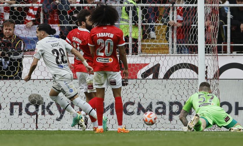 Дерби-шоу: «Спартак» вернулся в борьбу за медали, ЦСКА обратится в ЭСК РФС