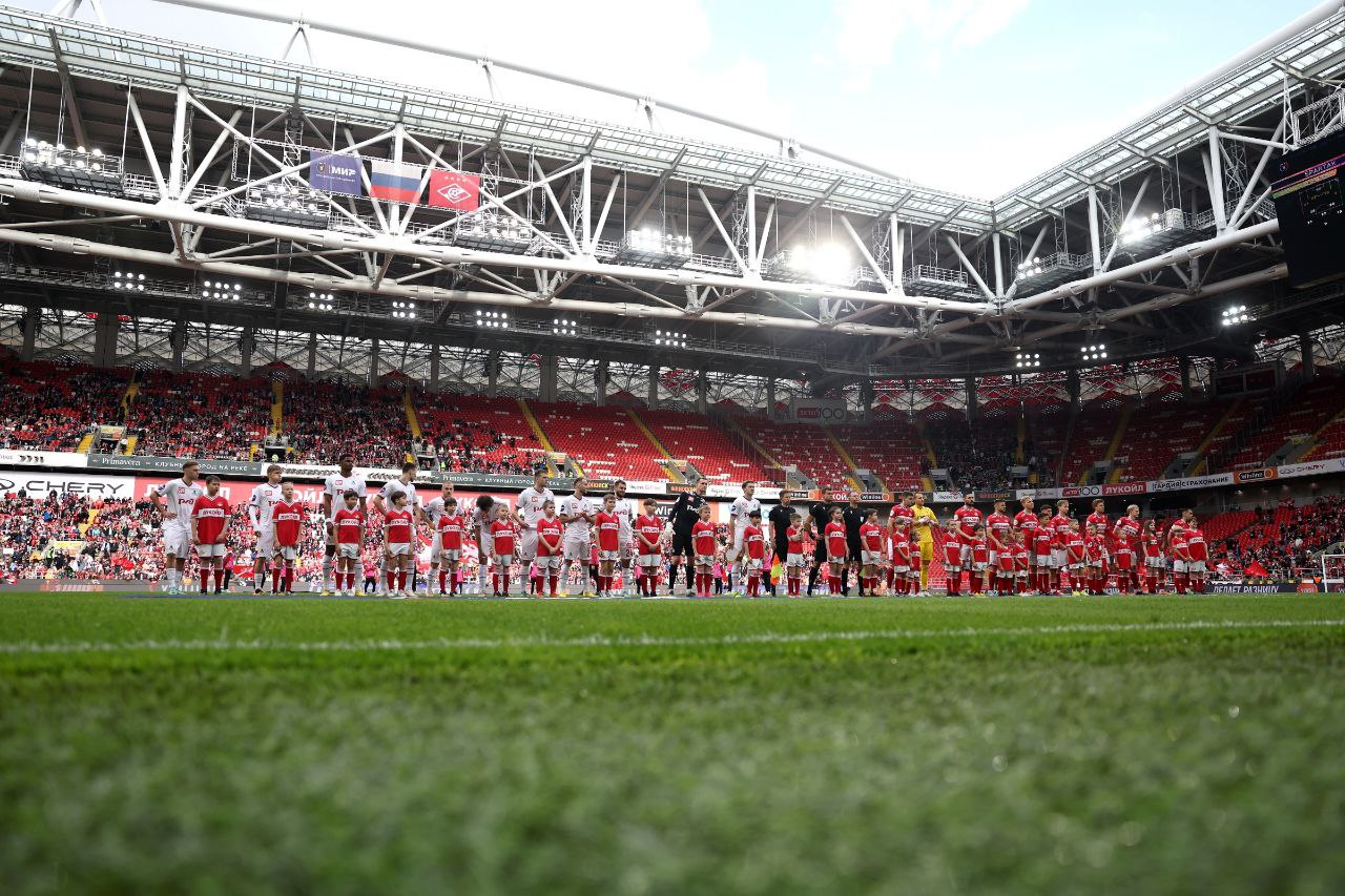 Слишкович делает все, чтобы задержаться в «Спартаке». Теперь красно-белые победили в дерби