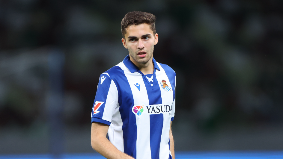 Колыванов посоветовал Захаряну рассмотреть возвращение в "Динамо"