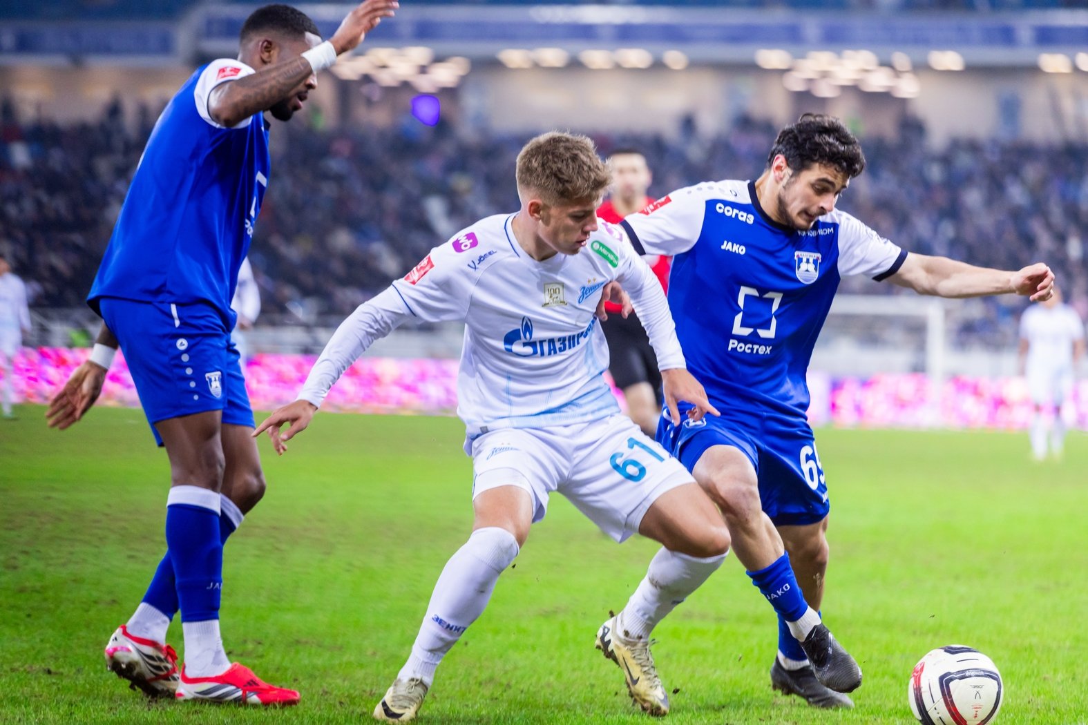 Поздний гол Соболева и вечное проклятие Талалаева: как «Зенит» устоял под напором «Балтики» и прошел дальше в Кубке