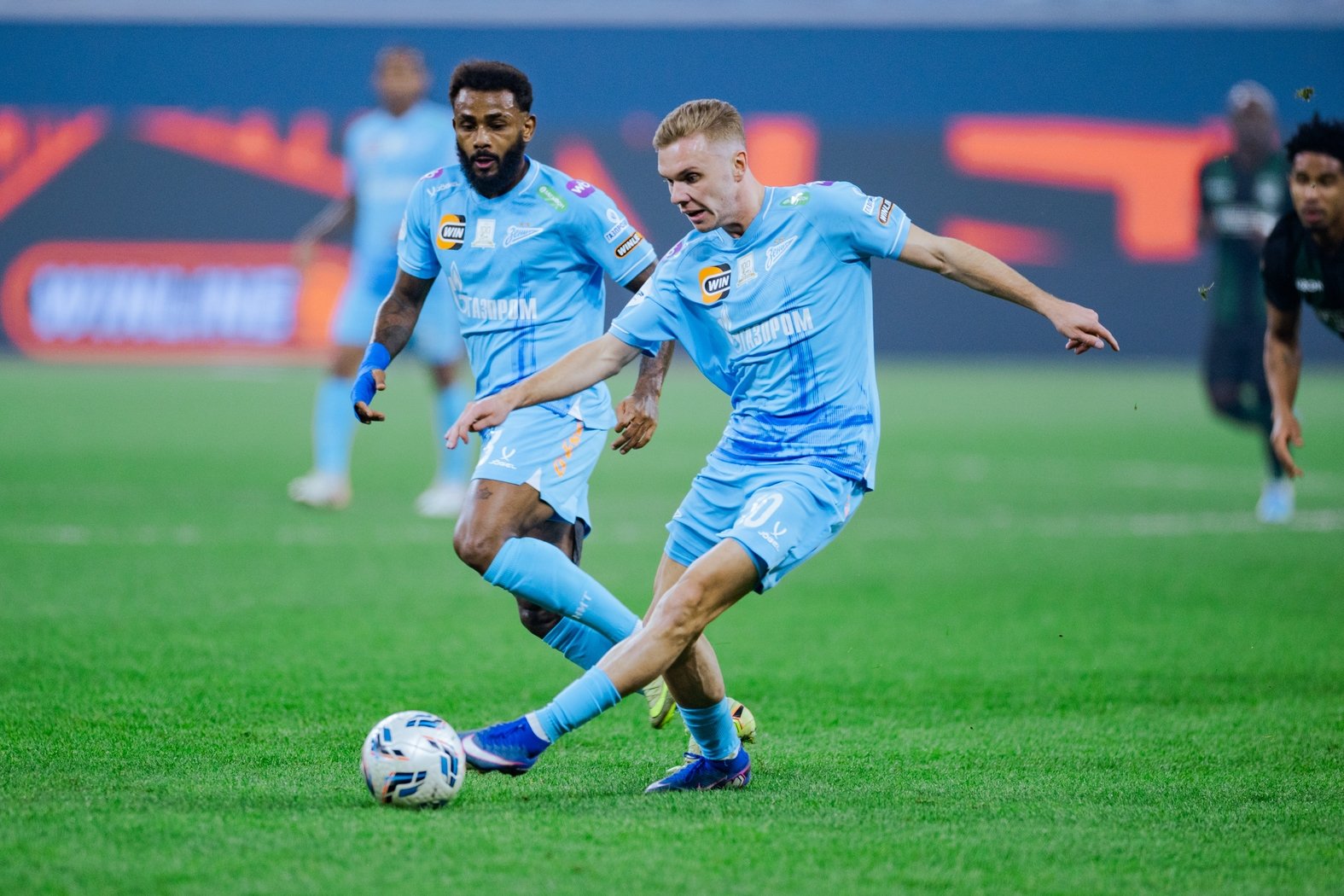 ��������� ���� ������� ������ � �������� ������. ��� ������ � ���������� ��������� ���� � ��������� �������